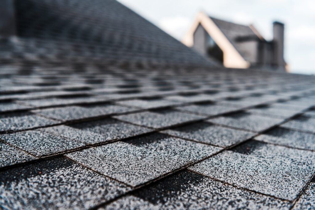 asphalt shingles lifespan