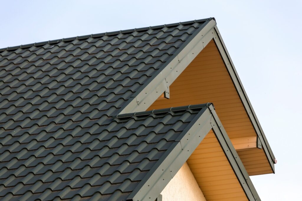 new black metal roofing