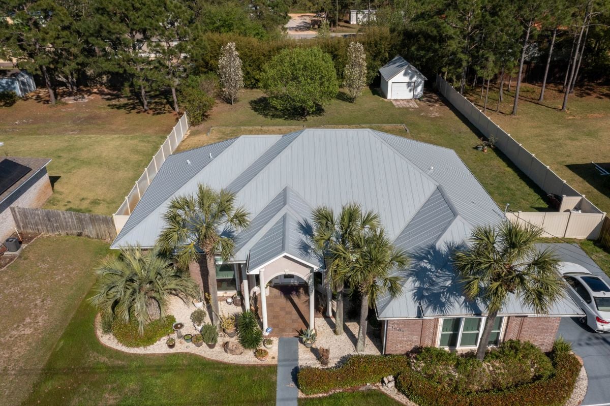 Minimum slope for metal roof grey house in Florida USA