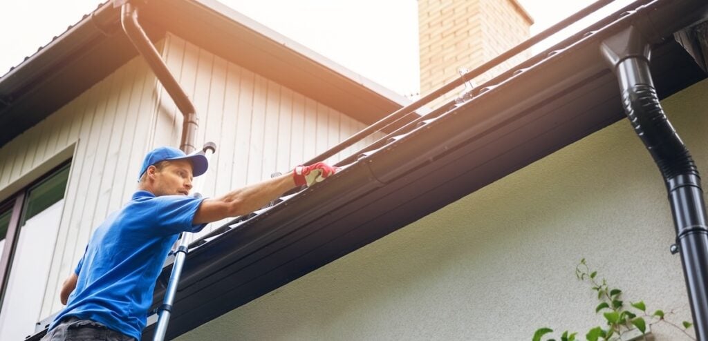 Rain chains for gutters 