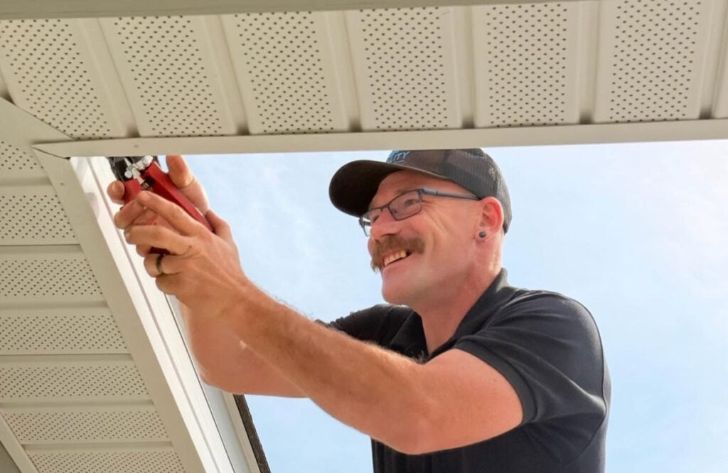 Rain chains for gutters 